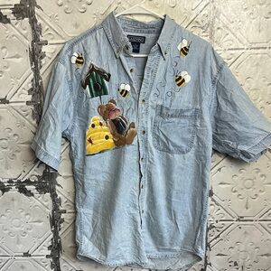 Vintage hand painted bear and bees chambray button down